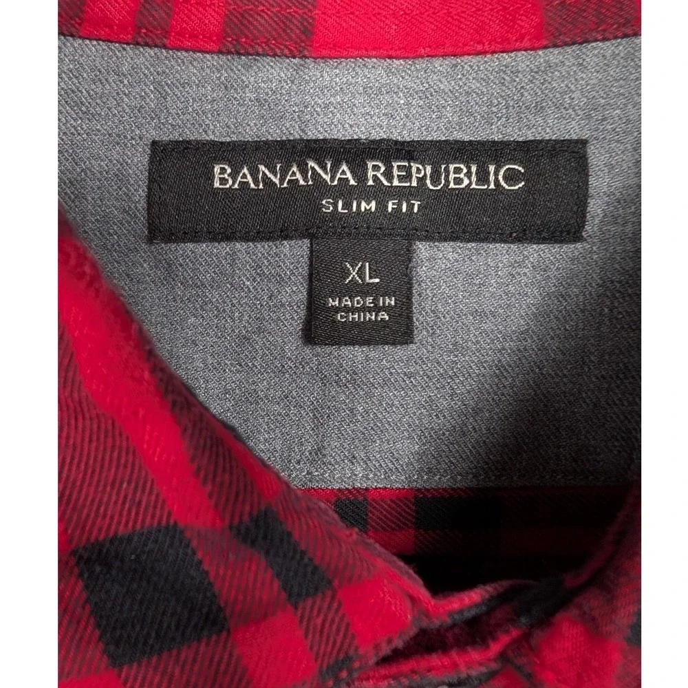 Banana Republic Shirt Mens XL Red Black Plaid Slim Fit Flannel Button Down‎
